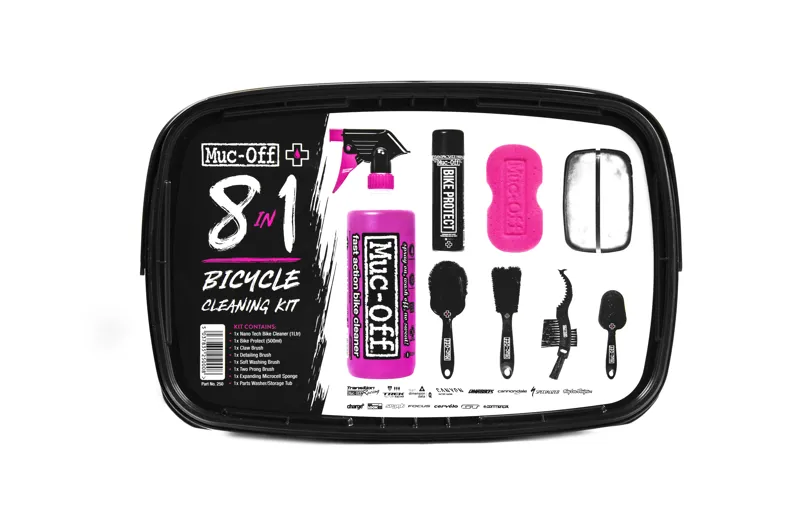 Muc-off 8 in 1 cleaning kit
