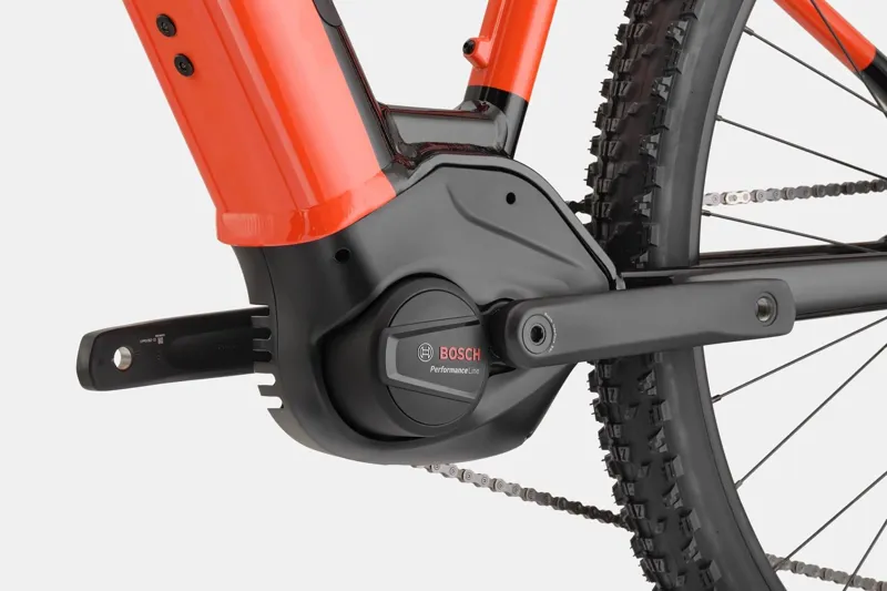 Cannondale 29 U-Trail NEO 3 625Wh in Hazard Orange-3