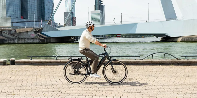 O2 Feel iSwan City Boost 8.1-3