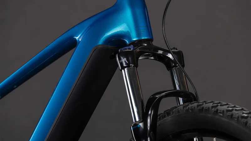 Cube Reaction Hybrid Performance 600 Electric Blue-2