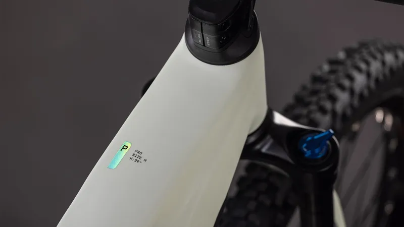 CUBE REACTION HYBRID PRO 800 DESERTSTONE/DRIED HERBS-1