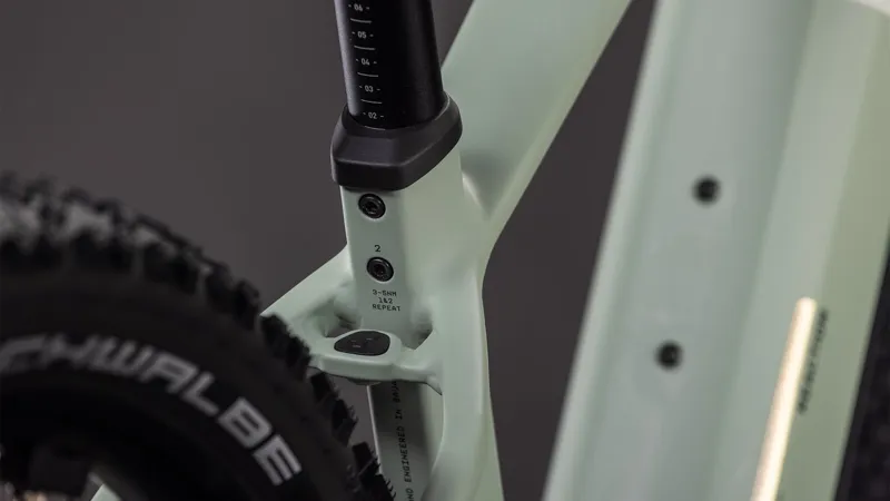 CUBE REACTION HYBRID PRO 800 DESERTSTONE/DRIED HERBS-5